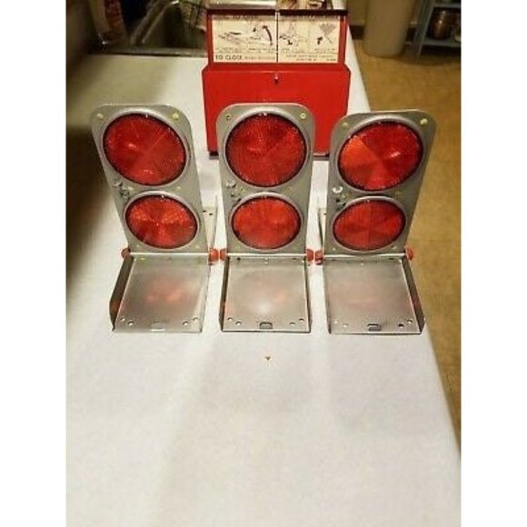 ARROW-Safety-Device-Reflect-O-Flare-Model-177- SET OF 3 Reflectors Without Flags - Picture 5 of 10